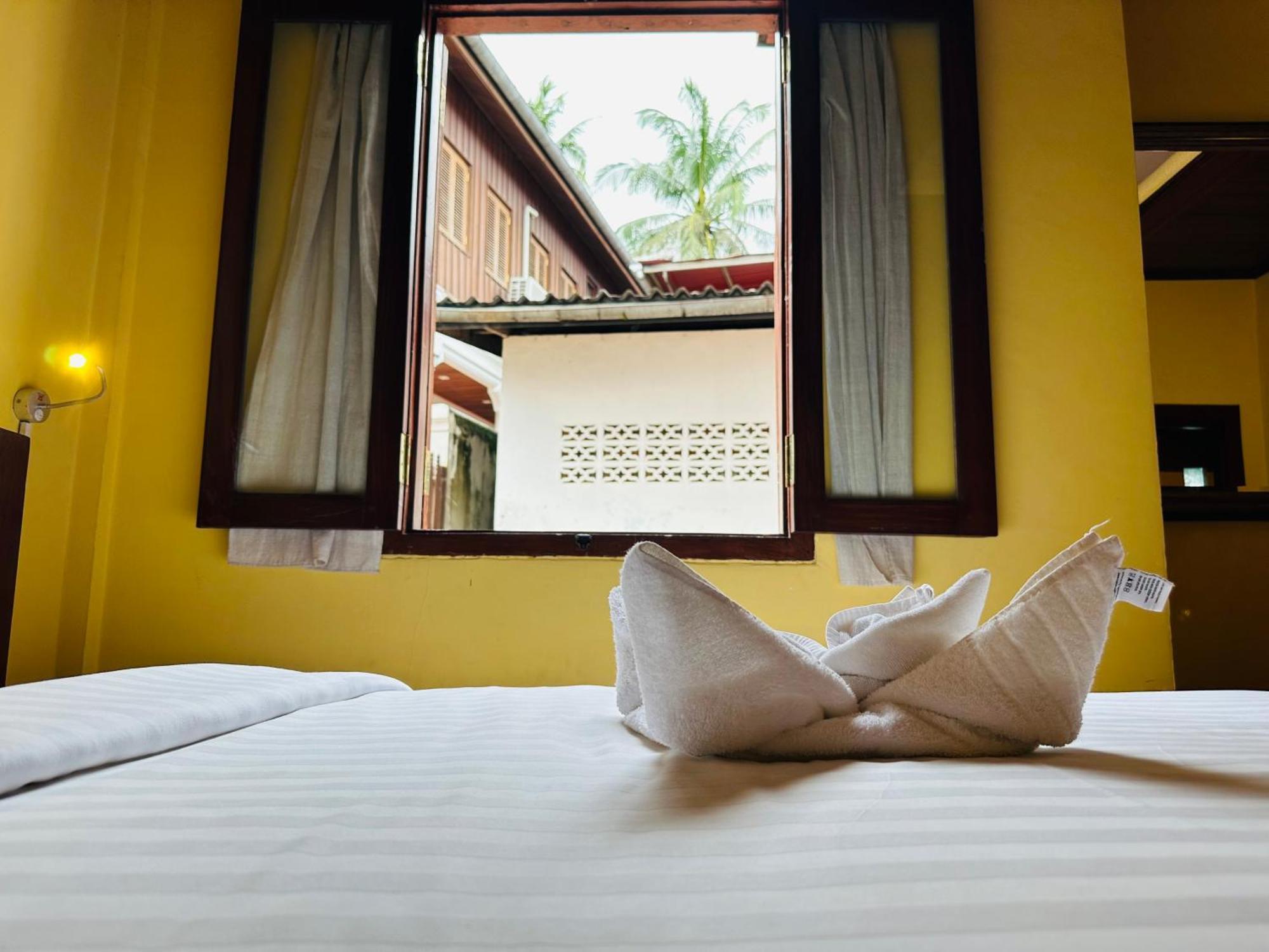 Villa Phonethip Mekong Riverside 루앙프라방 외부 사진