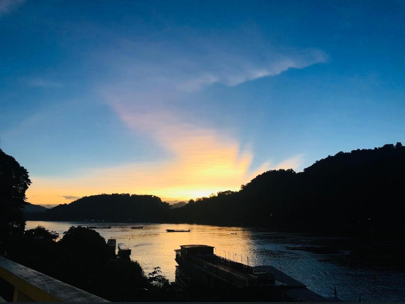 Villa Phonethip Mekong Riverside 루앙프라방 외부 사진