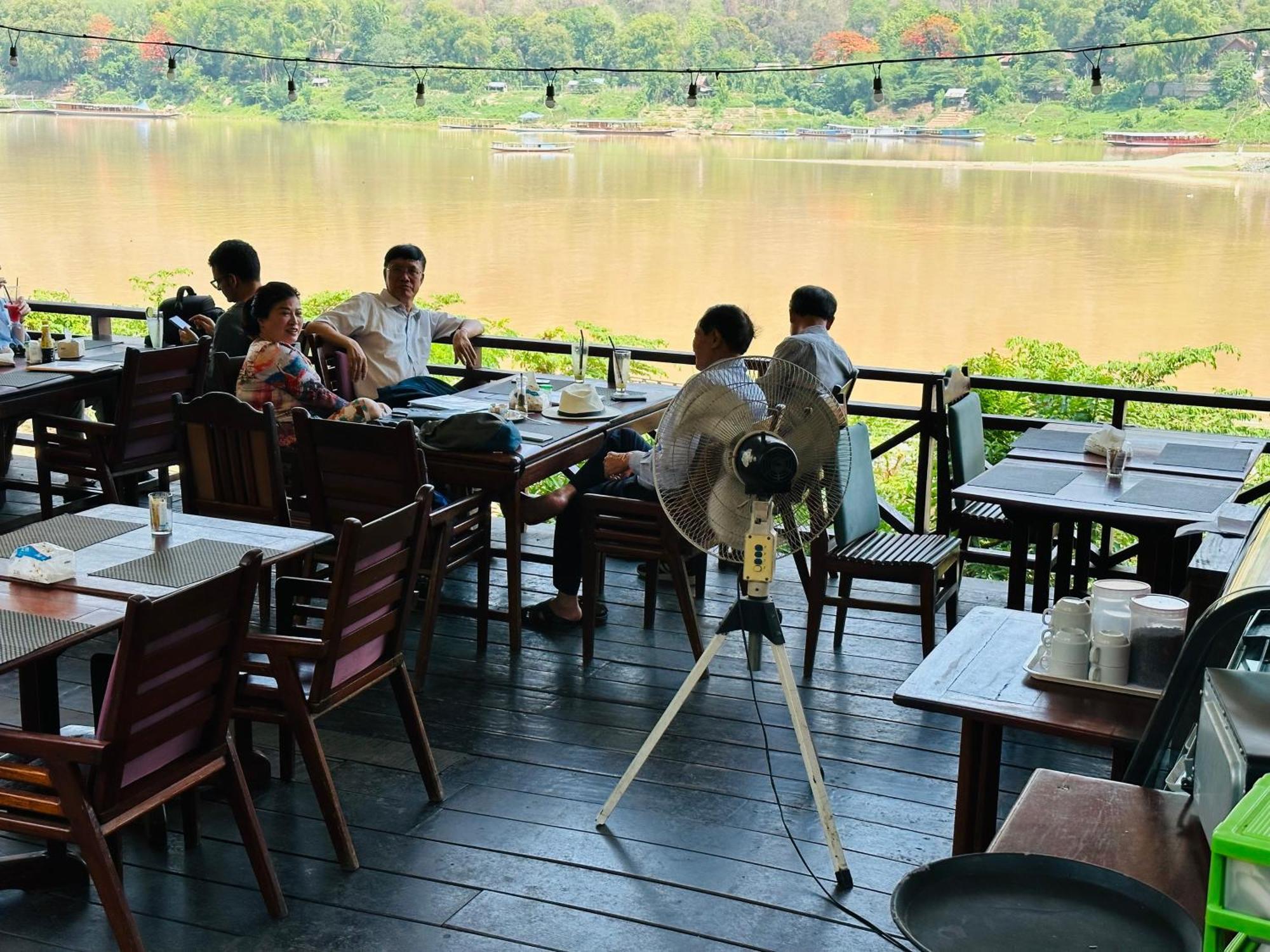 Villa Phonethip Mekong Riverside 루앙프라방 외부 사진