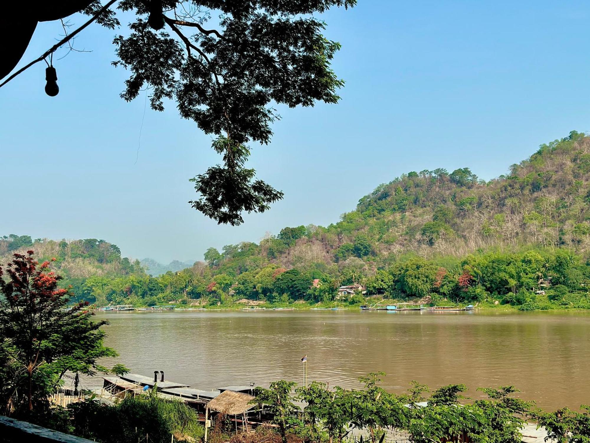 Villa Phonethip Mekong Riverside 루앙프라방 외부 사진