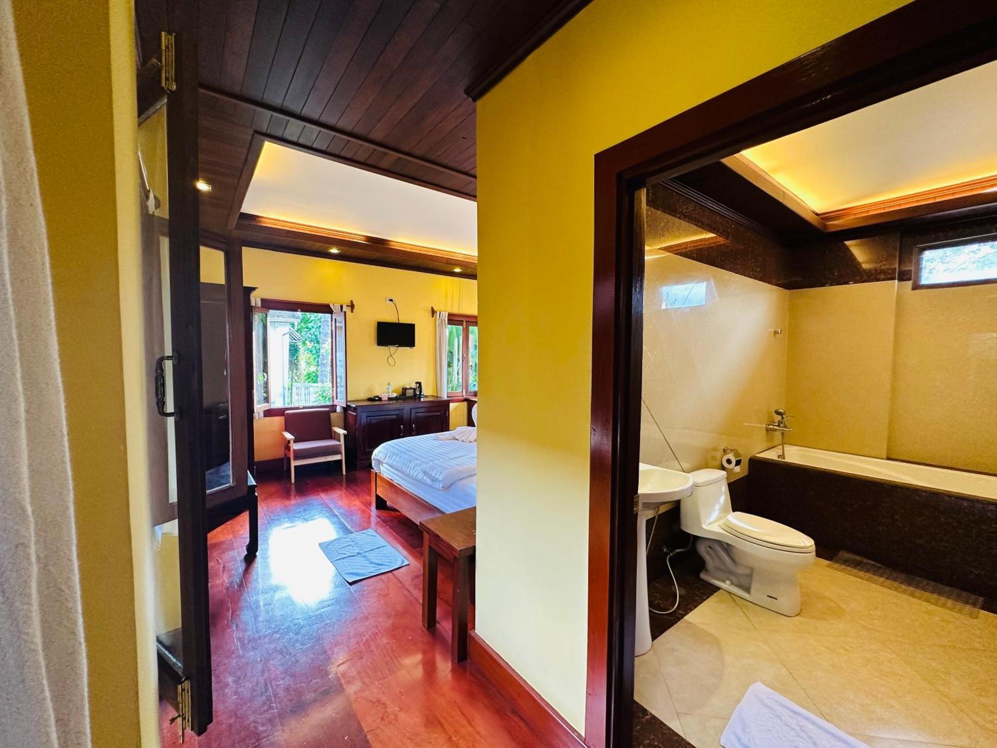 Villa Phonethip Mekong Riverside 루앙프라방 외부 사진